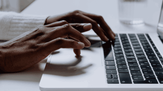 How to Write a Professional Email to Submit Your Modeling Digitals