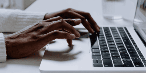 How to Write a Professional Email to Submit Your Modeling Digitals